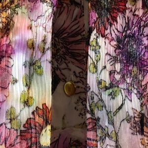 Floral empire flirty shirt.